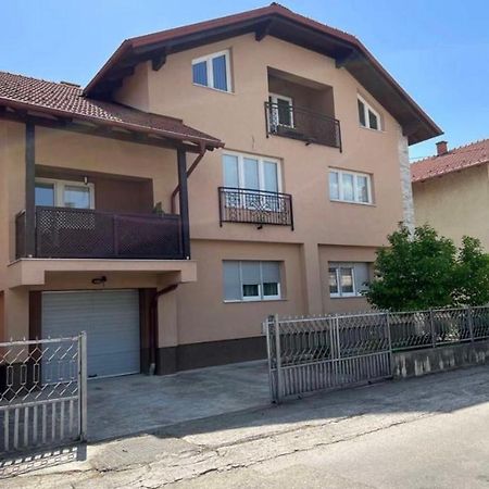 Big Apartment 3 Bedrooms Bihać Dış mekan fotoğraf